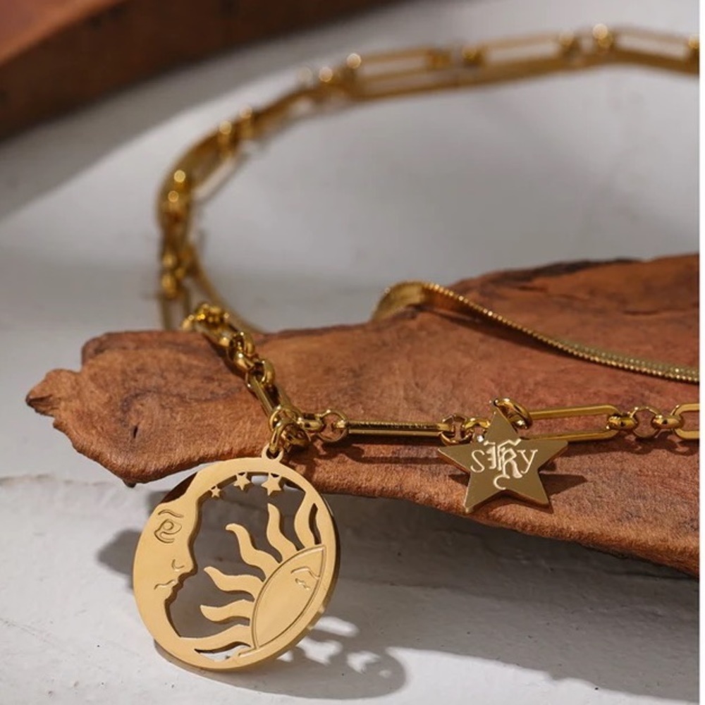 Statement moon and sun necklace - Picture 2 of 7